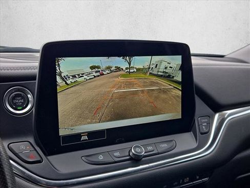 Used 2025 Chevrolet Blazer LT FWD image 13