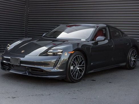 Certified 2020 Porsche Taycan Turbo image 1