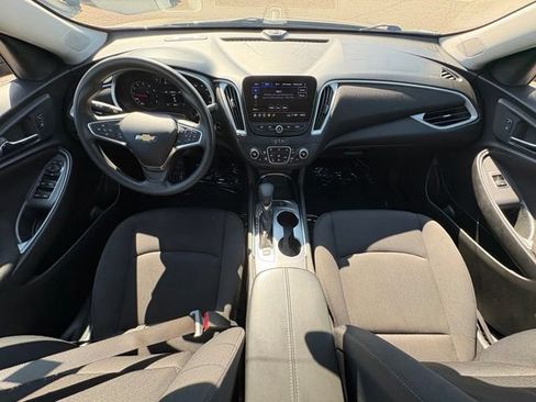 Used 2024 Chevrolet Malibu LT FWD image 22