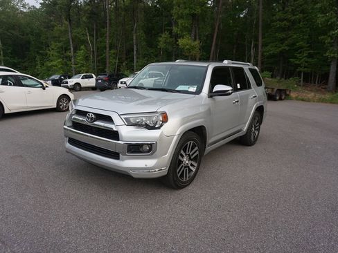 Used 2016 Toyota 4Runner Limited RWD image 23