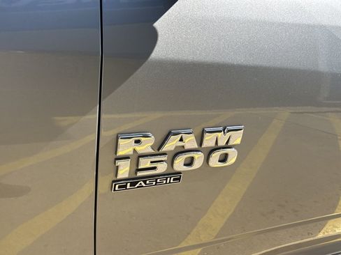 Used 2024 RAM 1500 Classic SLT AWD/4WD image 12