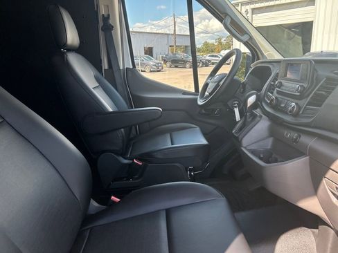 Used 2025 Ford Transit 250 Base w/ Load Area Protection Package image 8
