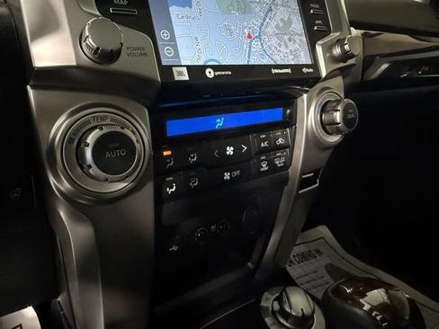 Used 2023 Toyota 4Runner Limited AWD/4WD image 23