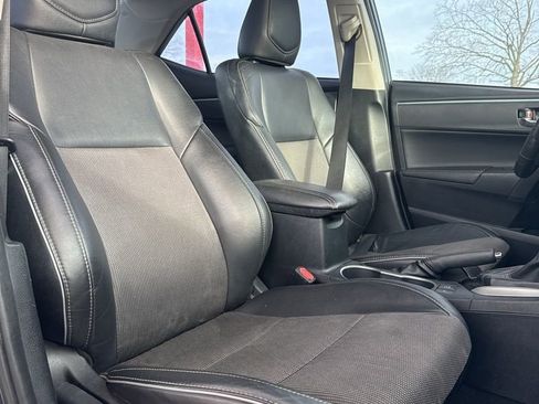 Used 2016 Toyota Corolla S image 22