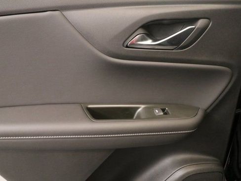 New 2025 Chevrolet Blazer LT w/ Convenience Package image 27