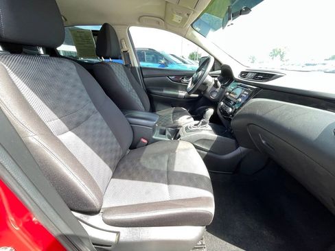Used 2018 Nissan Rogue Sport SV FWD image 24