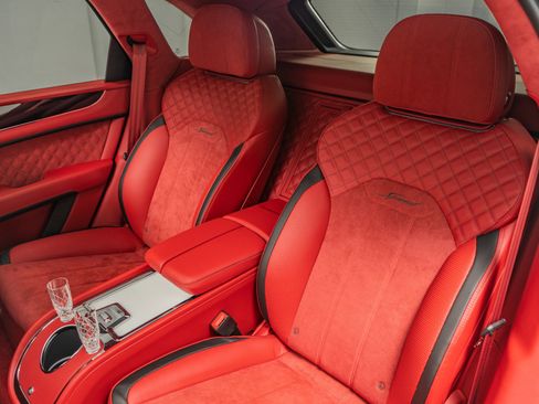 Used 2021 Bentley Bentayga Speed image 16