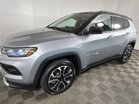 Used 2024 Jeep Compass Limited AWD/4WD image 6