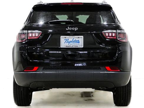 New 2026 Jeep Compass Latitude image 7