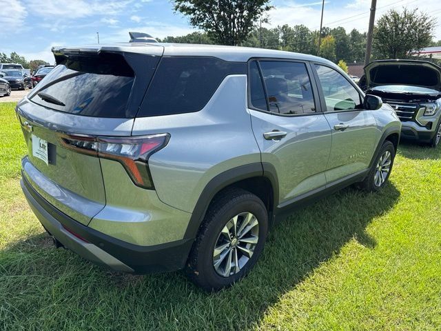 Used 2026 Chevrolet Equinox LT FWD image 7