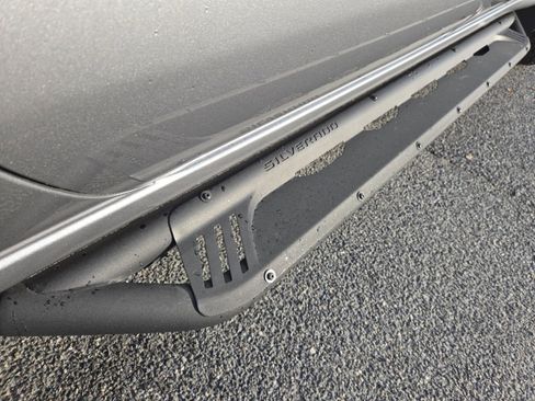 Used 2024 Chevrolet Silverado 1500 LT Trail Boss w/ Convenience Package II image 24