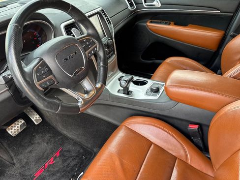 Used 2015 Jeep Grand Cherokee SRT w/ Trailer Tow Group IV AWD/4WD image 9