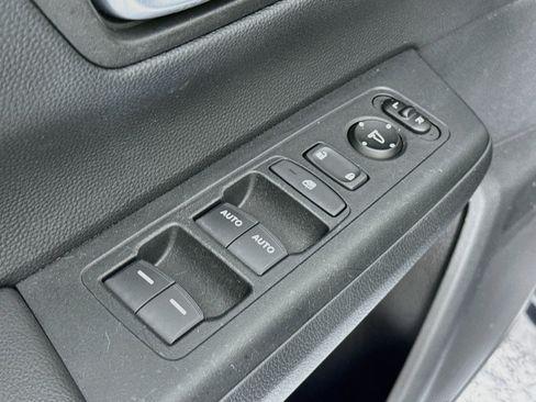 Certified 2023 Honda CR-V EX image 17