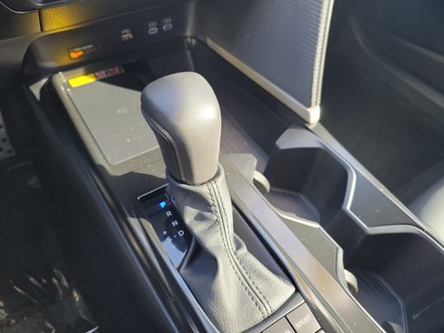 Used 2026 Toyota Camry SE FWD image 29