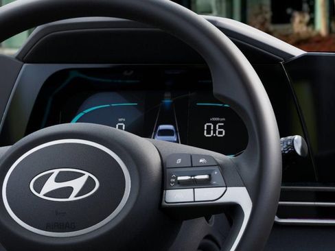 New 2026 Hyundai Elantra SE FWD image 14