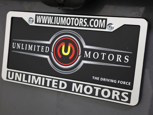 Used 2022 Ford Explorer XLT w/ Equipment Group 202A image 21