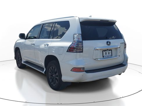 Used 2020 Lexus GX 460 Premium w/ Premium Package AWD/4WD image 4