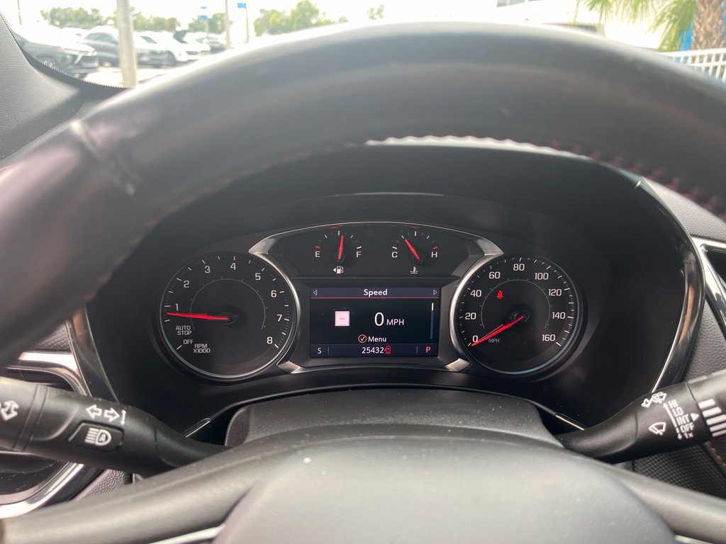 Used 2022 Chevrolet Equinox RS w/ RS Leather Package FWD image 14