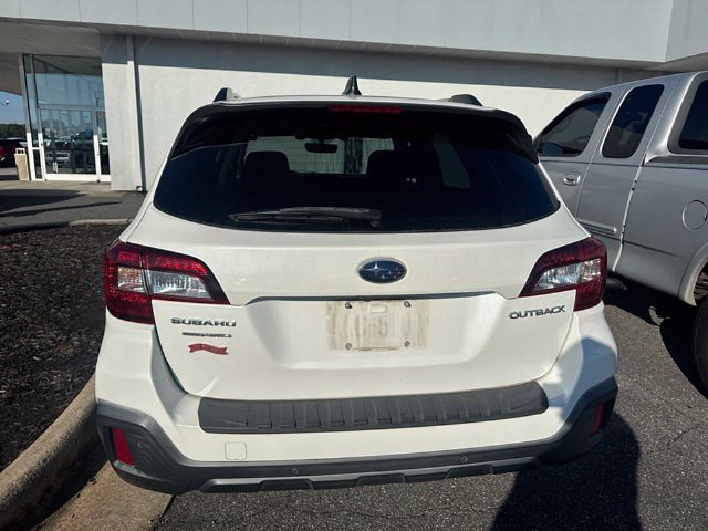 Used 2019 Subaru Outback 2.5i Touring AWD/4WD image 6