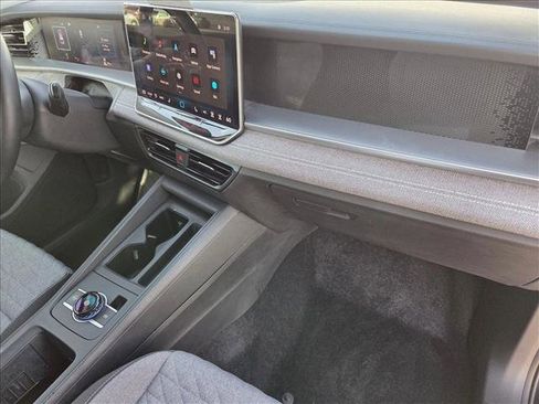 Certified 2025 Volkswagen Tiguan S FWD image 20