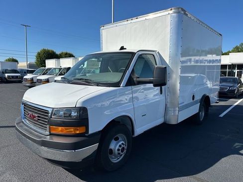 New 2024 GMC Savana 3500 w/ Power Convenience Package RWD image 14