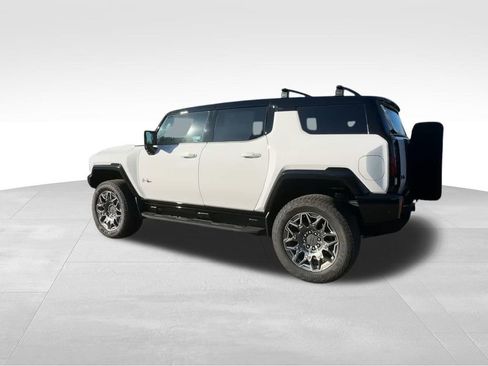 Used 2025 GMC Hummer EV 3X w/ LPO, Cargo Utility Package image 6