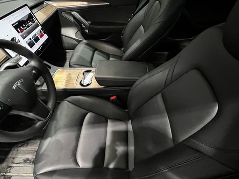 Used 2023 Tesla Model 3 Standard Range image 15