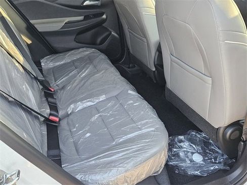 New 2025 Buick Envista Avenir image 14