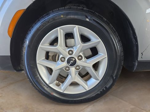 Certified 2024 Kia Soul LX w/ Option Group 015 image 27