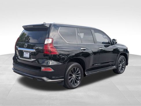 Used 2022 Lexus GX 460 Luxury w/ Sport Design Package AWD/4WD image 4
