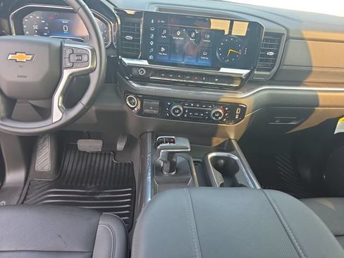 Used 2023 Chevrolet Silverado 1500 LTZ w/ LTZ Convenience Package II AWD/4WD image 13