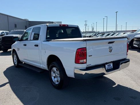 Used 2022 RAM 1500 Classic SLT RWD image 36