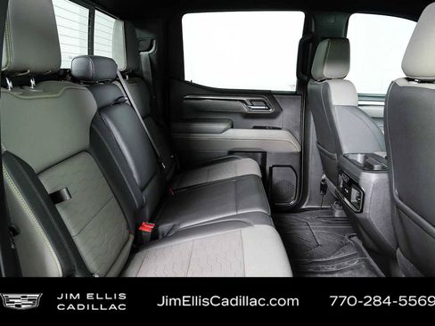 Used 2023 Chevrolet Silverado 1500 ZR2 w/ Technology Package AWD/4WD image 21