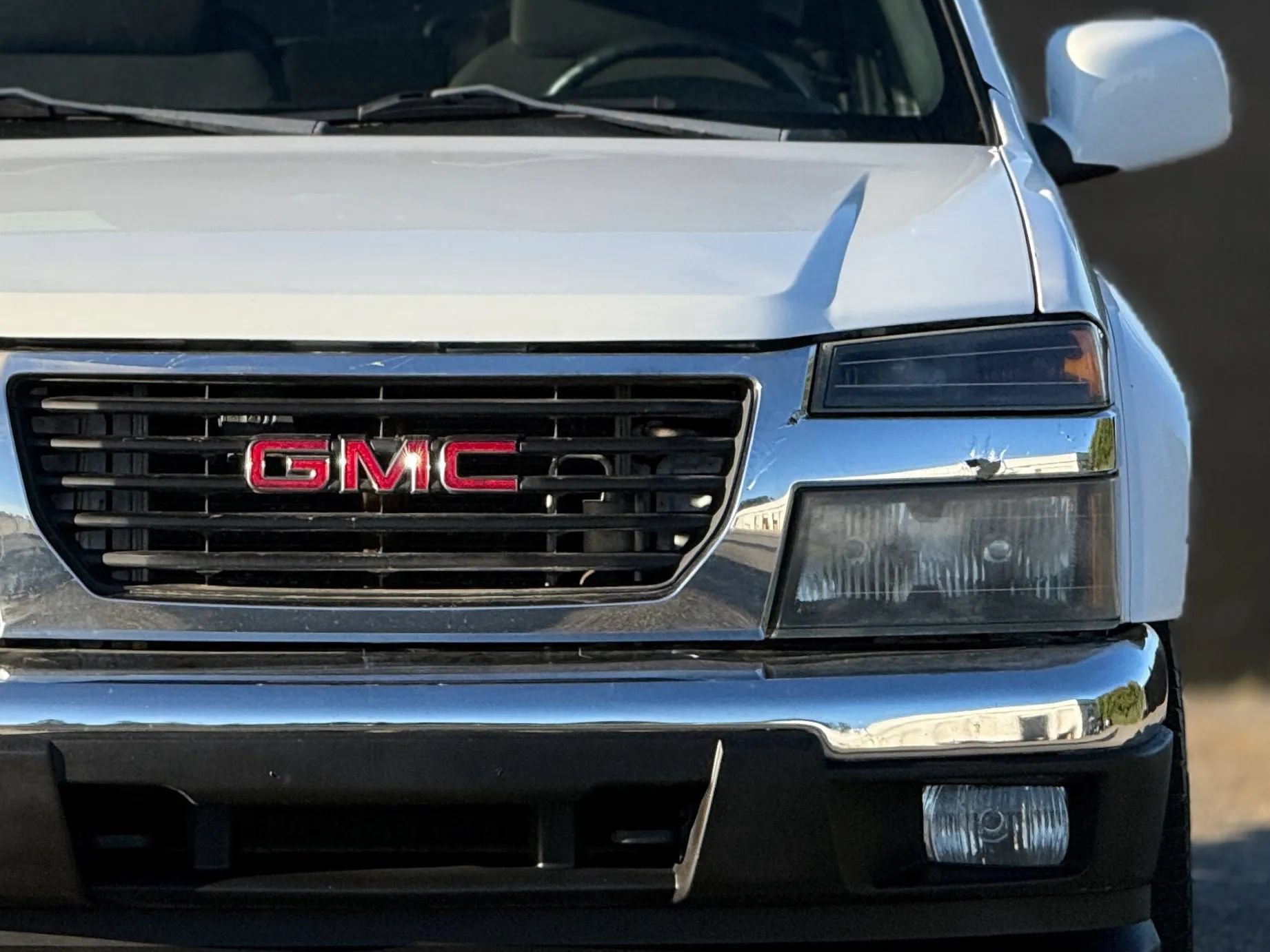 Used 2011 GMC Canyon SLE AWD/4WD image 12