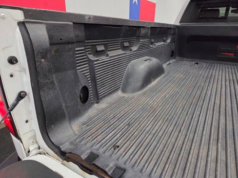 Used 2016 GMC Sierra 3500 Denali w/ Duramax Plus Package image 33