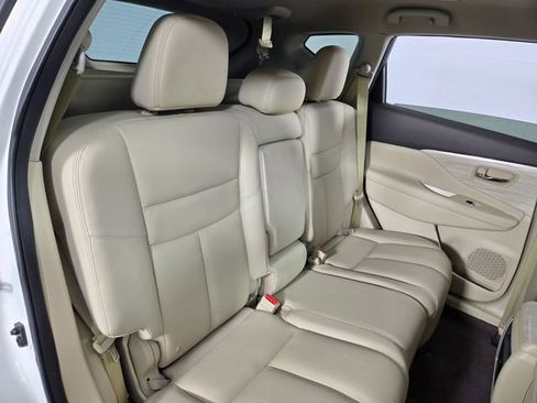 Used 2018 Nissan Murano SL w/ Cargo Package image 16