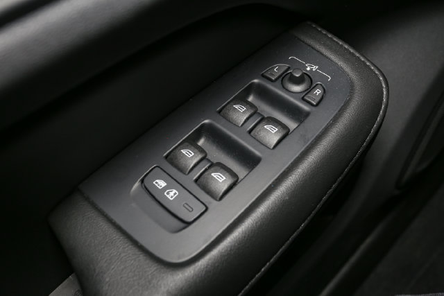 Used 2024 Volvo S60 B5 Plus w/ Climate Package AWD/4WD image 37