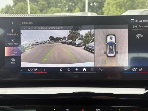 Used 2026 BMW 530i xDrive w/ M Sport Package image 24