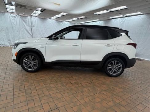 Used 2021 Kia Seltos S AWD/4WD image 6