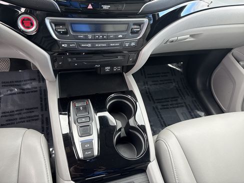 Used 2019 Honda Pilot Touring image 23