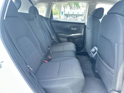 Used 2023 Honda HR-V LX image 16