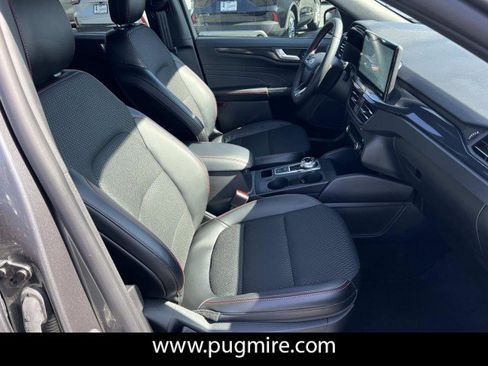 Used 2025 Ford Escape ST-Line w/ Tech Pack #1 image 13
