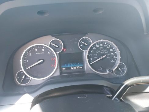 Used 2014 Toyota Tundra SR5 image 14