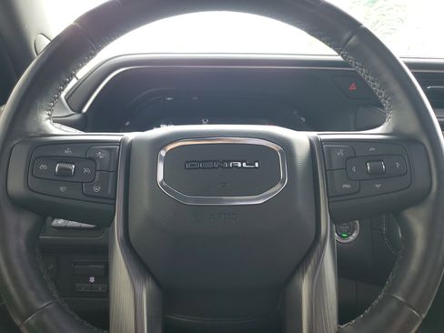 Certified 2023 GMC Yukon XL Denali Ultimate w/ LPO, Floor Liner Package AWD/4WD image 24