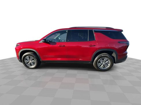 Used 2024 Chevrolet Traverse LT image 5