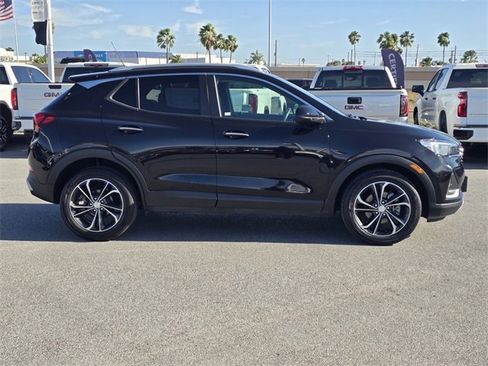 Used 2022 Buick Encore GX Select image 4
