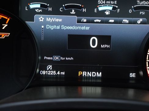 Used 2018 Ford F150 Lariat w/ Equipment Group 502A Luxury AWD/4WD image 9