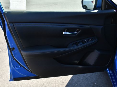 Used 2021 Nissan Sentra SV image 13