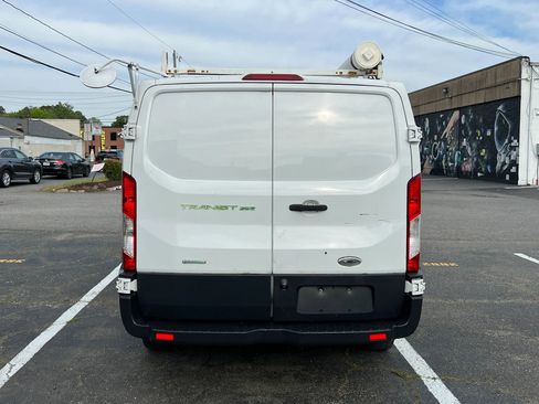 Used 2015 Ford Transit 250 130 Low Roof w/ Exterior Upgrade Package RWD image 16