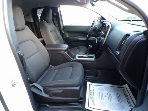 Used 2021 Chevrolet Colorado LT w/ Fleet Safety Package image 10